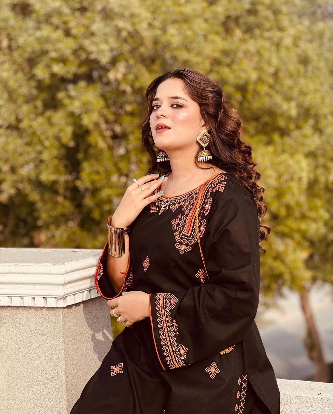 BALOCHI EMBROIDERY 2PCS - Image 2