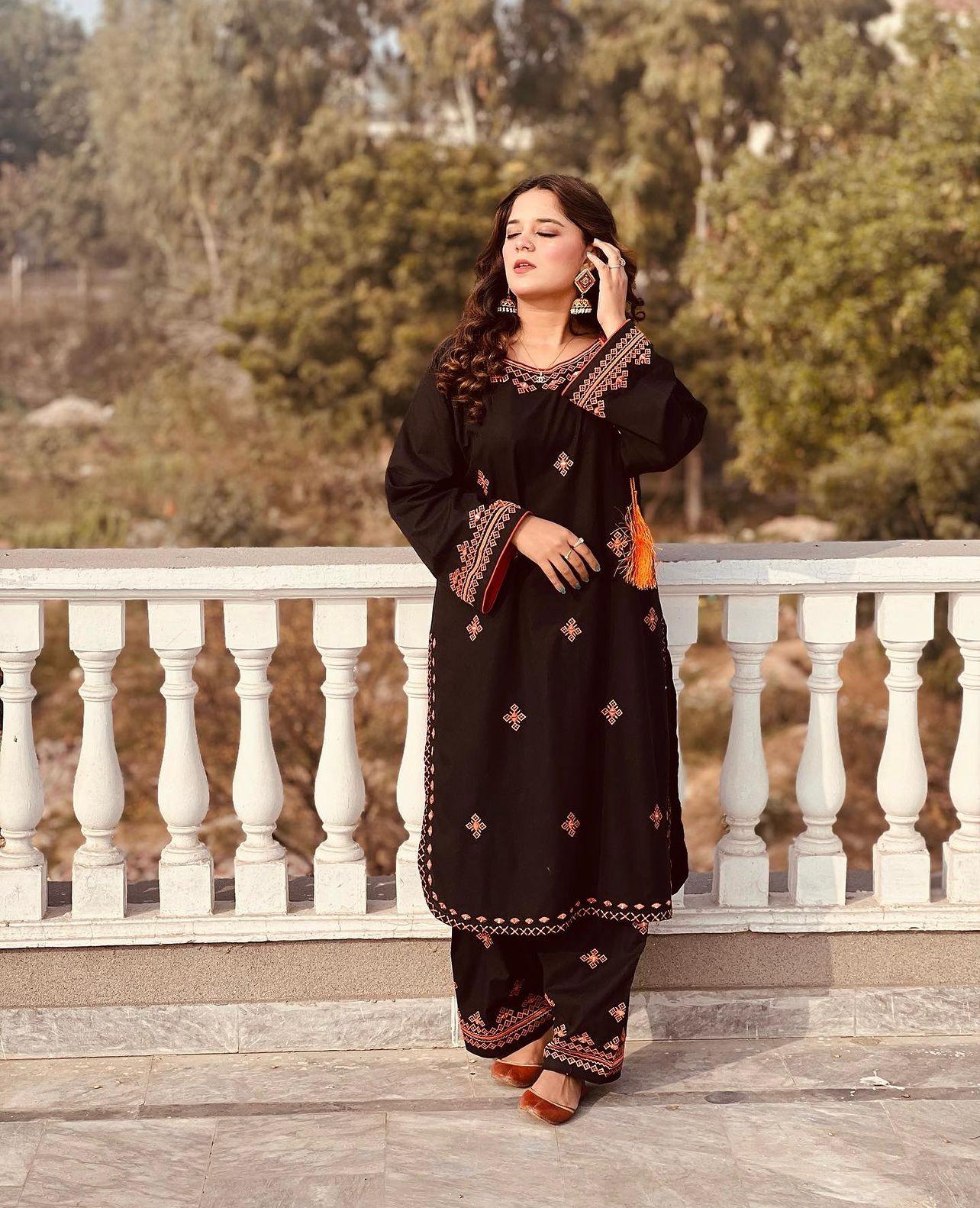 BALOCHI EMBROIDERY 2PCS - Image 3