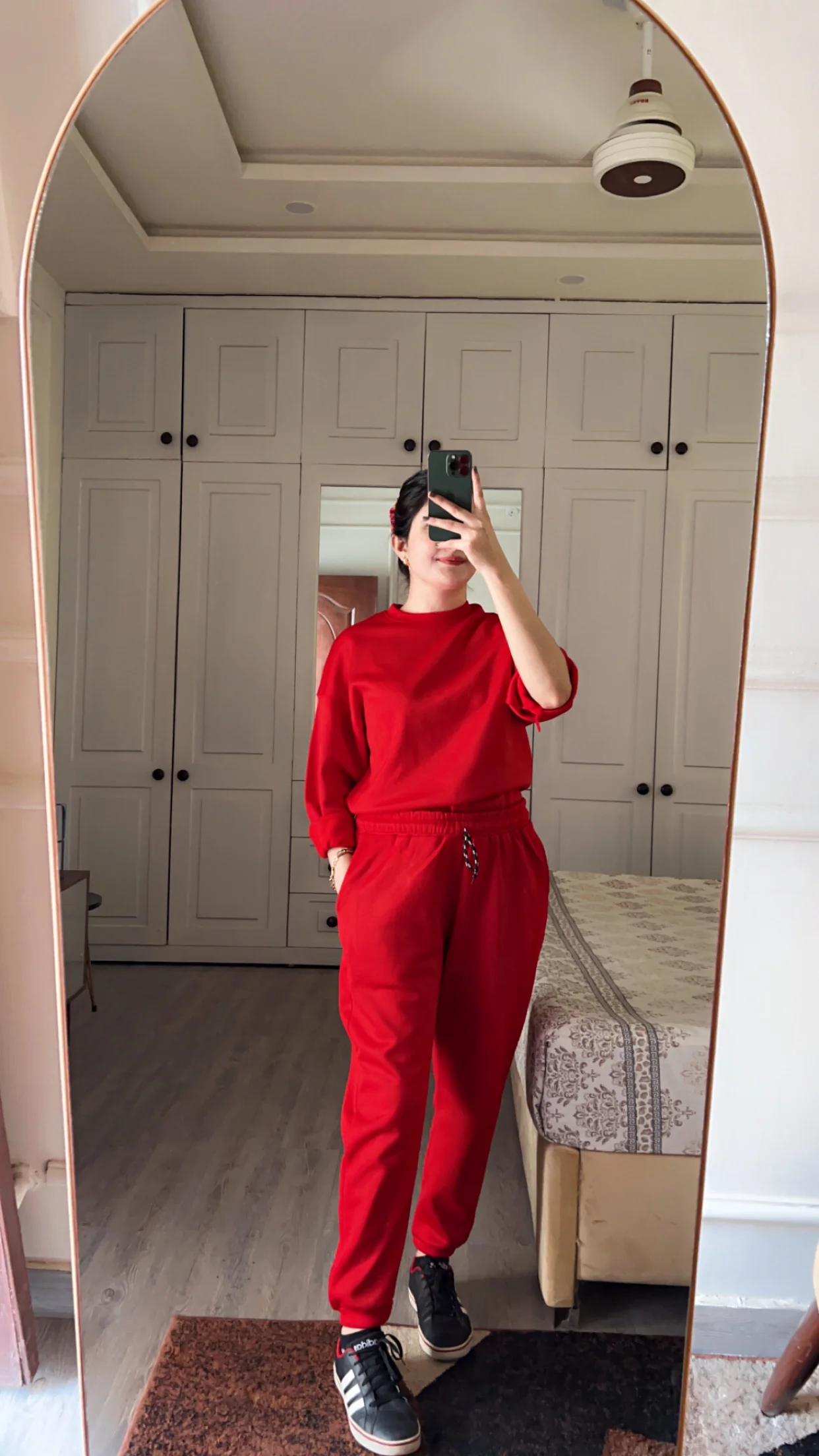 Lavish (-FleeceTracksuit) - Image 3