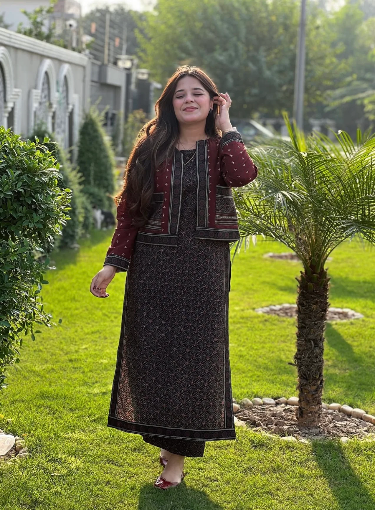 Mehrunisa 3pc - Image 3